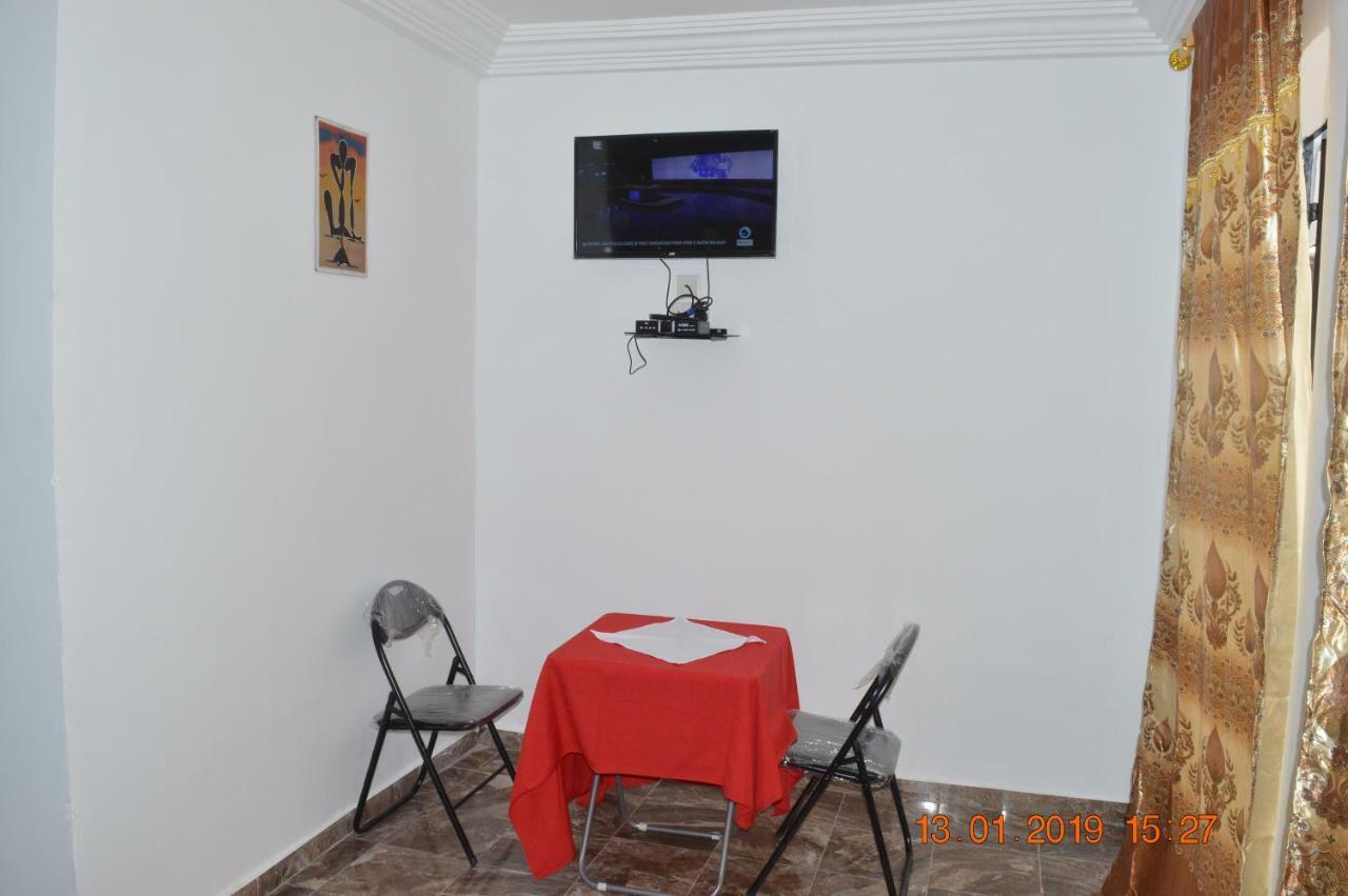 Sukuta Nema Guest House Μπανζούλ Εξωτερικό φωτογραφία